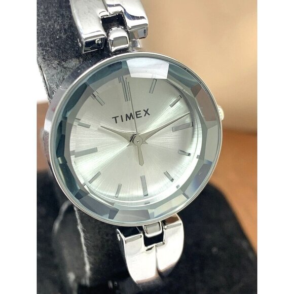 Timex Women's Watch TW2T49400 Quartz Silver Dial Stainless Steel 26mm - Picture 12 of 13